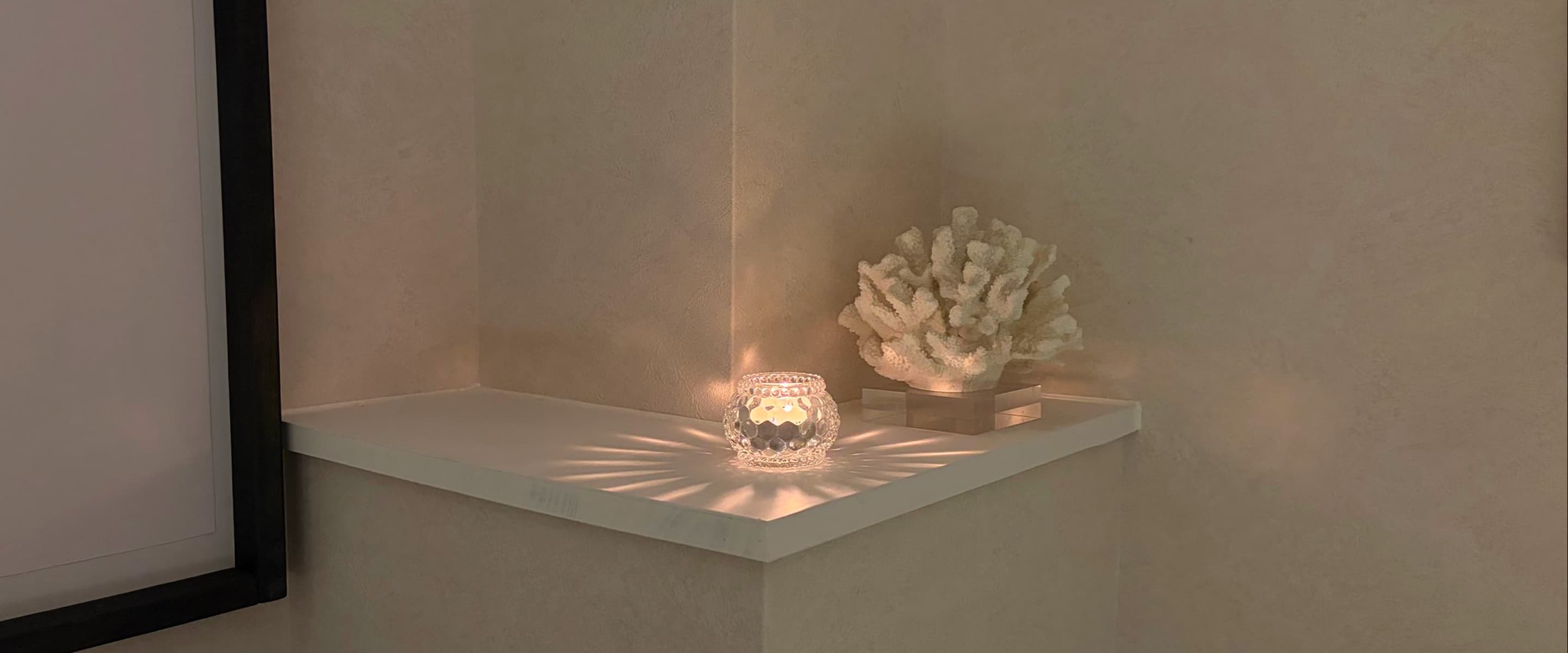 キャンドルとサンゴ礁